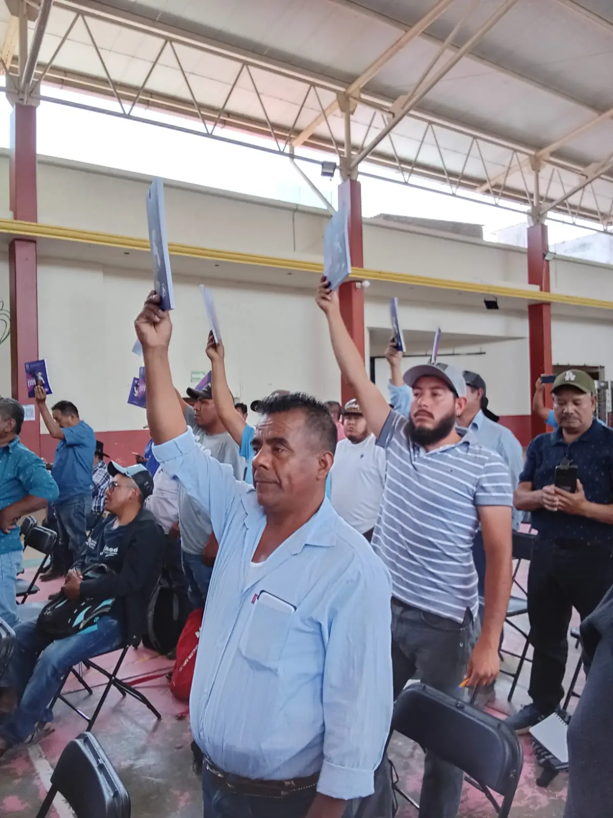 El Alcalde Único Constitucional de San Baltazar Loxicha Participa en Jornada de Formación en Miahuatlán