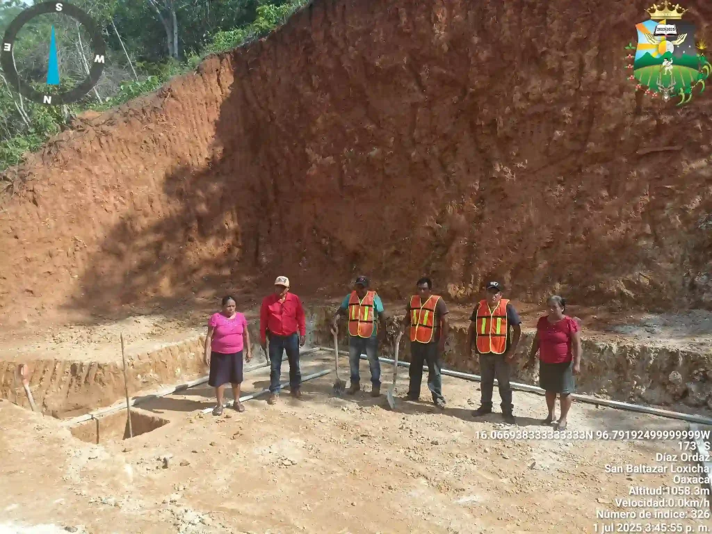 Presidente Municipal da inicio a la construcción del tanque público de agua potable en el Barrio El Rosario